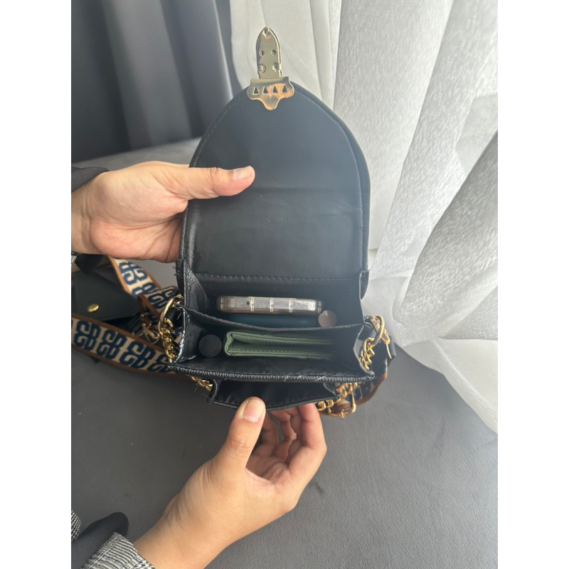 Tas Elizabeth Slingphone Wanita Mini