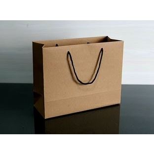 

Paperbag Kraft 25 x 20 x 10 cm Untuk acara hajatan kardus box untuk hajatan dan souvenir, kresek donat / tas plastik, paper bag, Bingkisan / Souvenir untuk pernikahan, Tasyakuran / Pengajian / Hampers