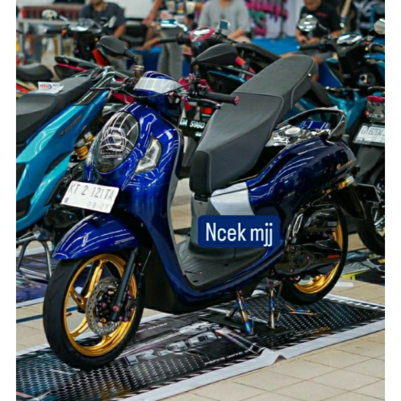 KULIT/COVER JOK SCOOPY FI,SCOOPY DONAT. BAHAN MB-TECH PREMIUM CARRERA ORIGINAL.