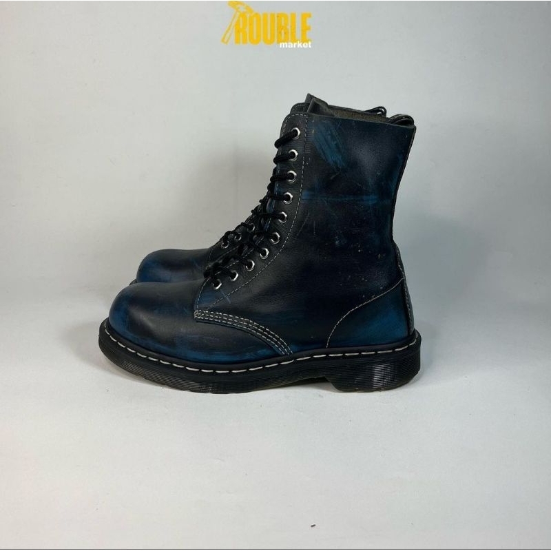 Rekber dr.martens 1919