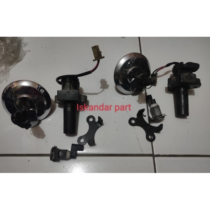 kunci kontak set Honda old CB150R StreetFire Original