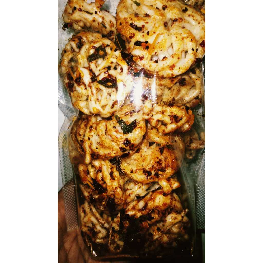 

KERUPUK BANTET PEDAS DAUN JERUK/KERUPUK RAFAEL PEDAS/KERUPUK PEDAS