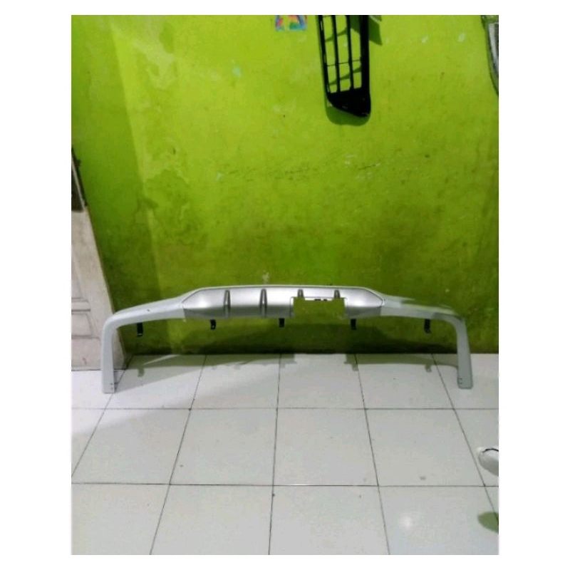 bodykit belakang Ertiga tahun 2019