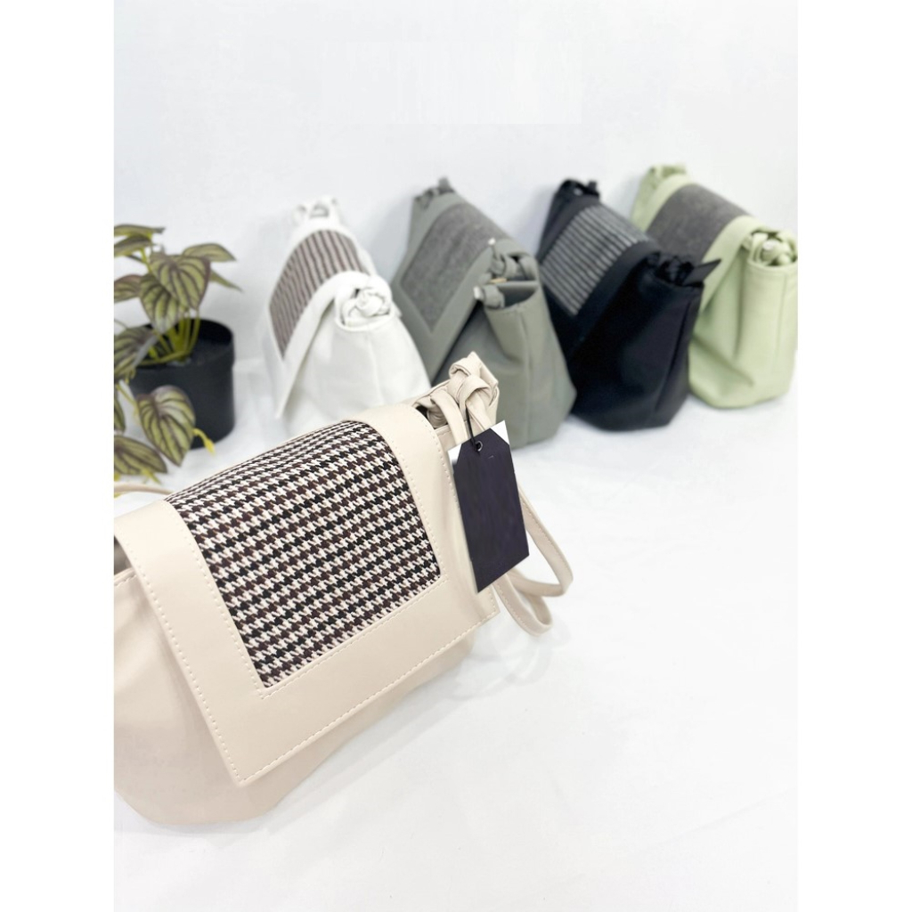 Tas Wanita Shoulder Bag Queen Import Premium - Slingbag Kuliah Aesthetic