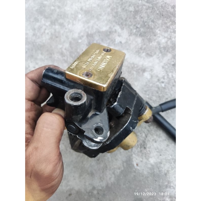 kaliper pala babi satu set master rem depan yamaha rx king piston 2 original asli ori second