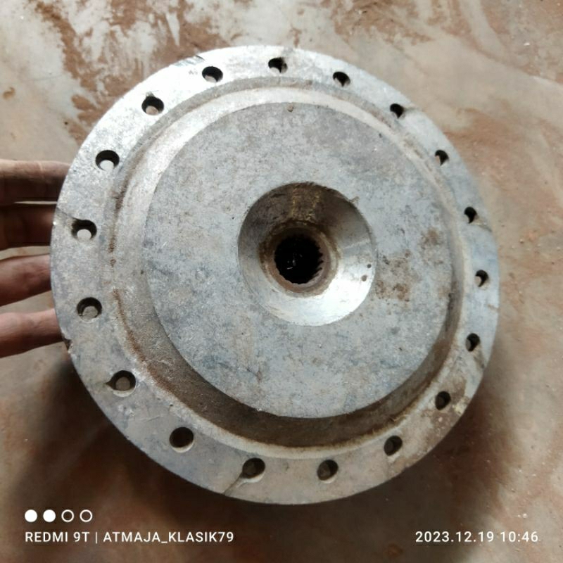 Tromol Belakang Vario 110 old karbu