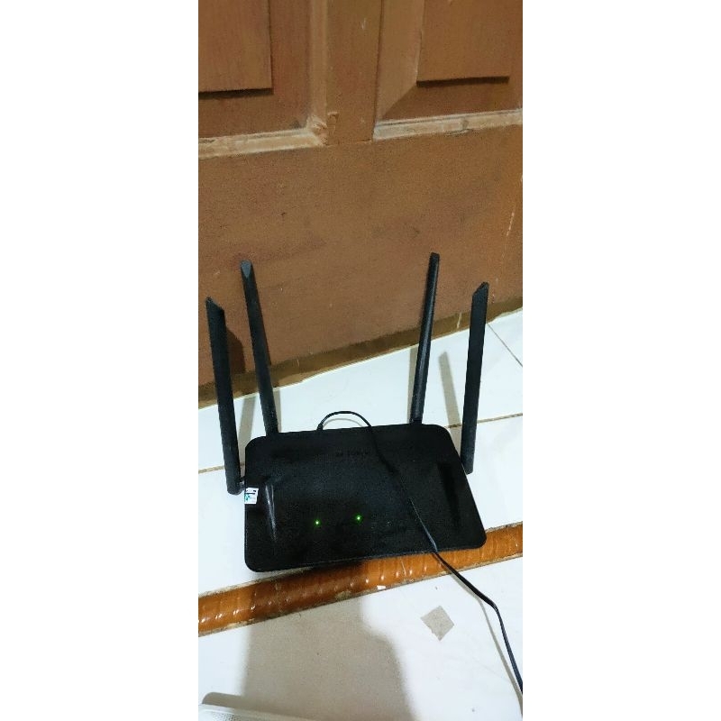 Modem router D-LINK DIR-822