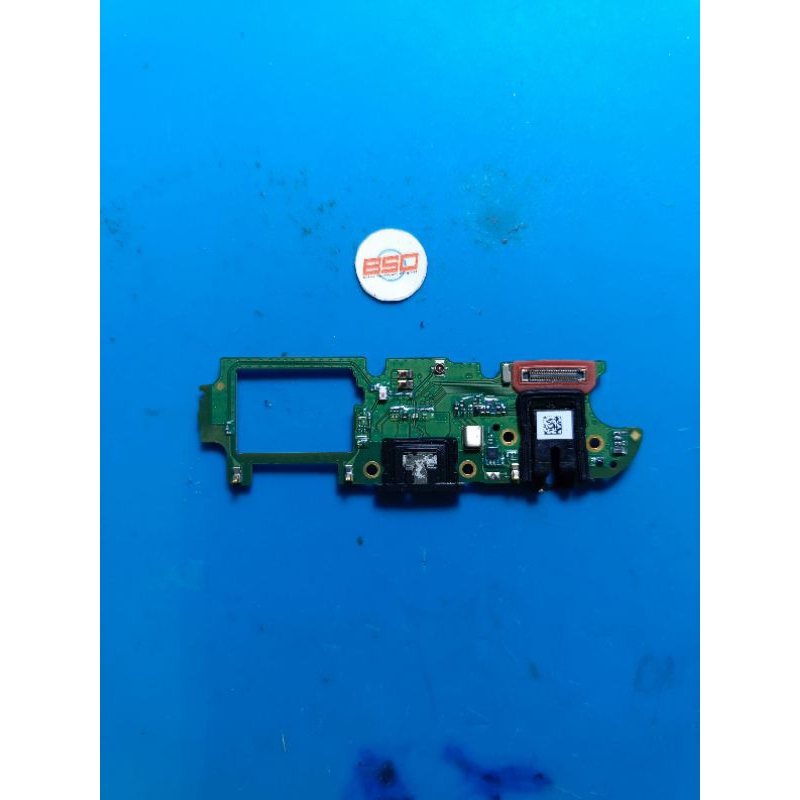 Bukan Handphone Part Board Charger Realme 3 Pro Original Copotan