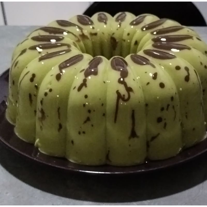 

PUDING ALPUKAT COKLAT 24 CM