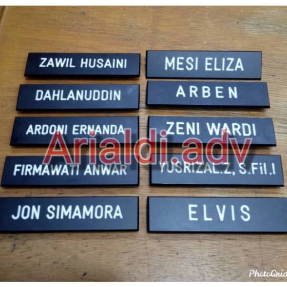 

Ready Papan nama dada grafir hitam doff PENITY