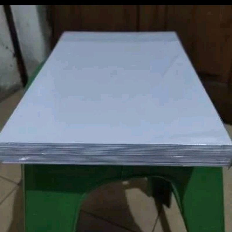 

PVC Sheet ID Card bagian tengah saja 25 lembar ukuran 0.60mm