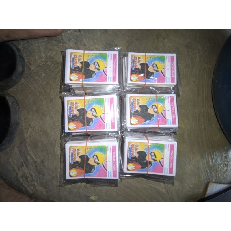 

warted motif naruto isi 320 lembar