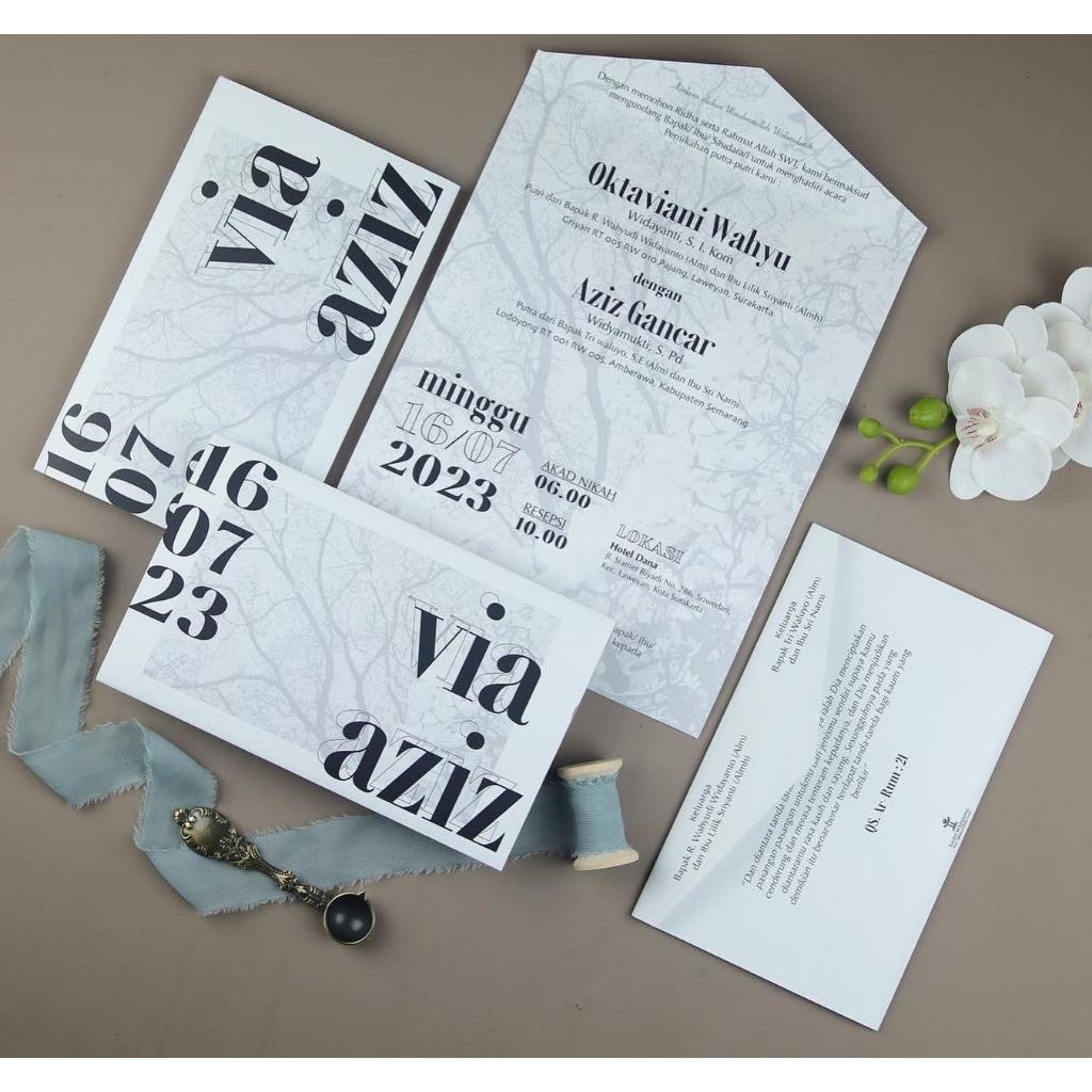 Undangan Softcover Lipat Custom Tebal Laminasi Doff