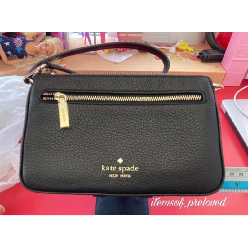 2653 KS Leila pebbled leather convertible wristlet