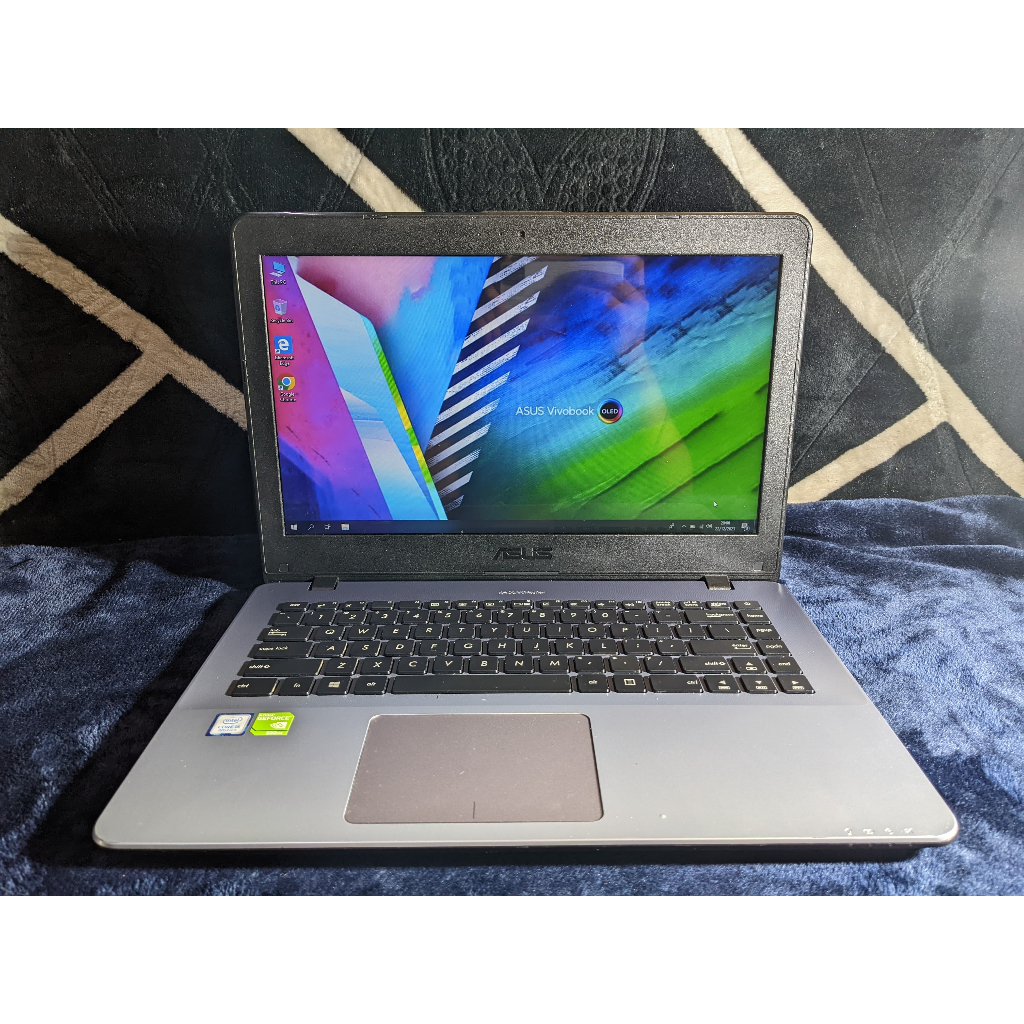 Laptop Asus Vivobook A442u Core i5 Gen 8 NVIDIA 930MX Murah