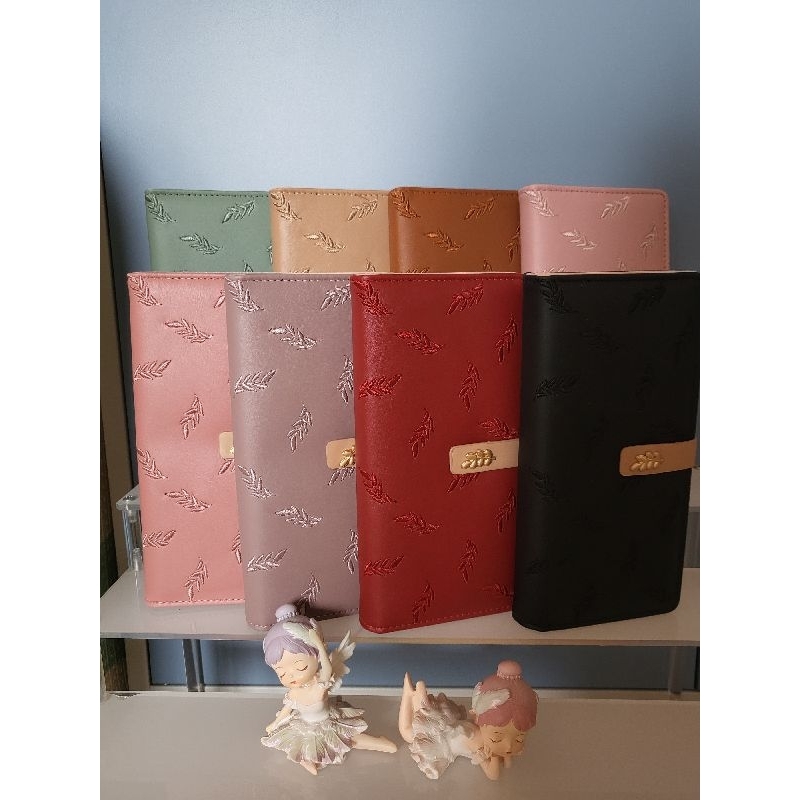 dompet wanita panjang simple elegan
