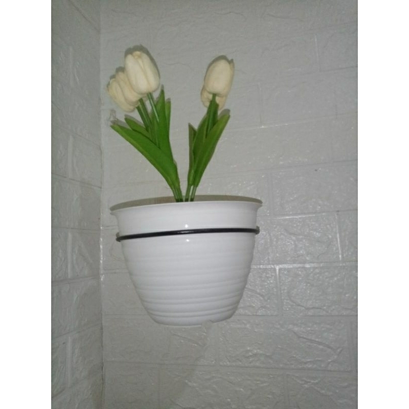 rak pot dinding gantungan pot dinding