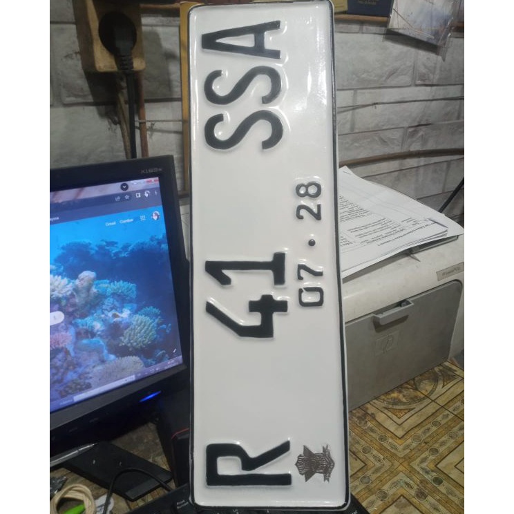 VLy PLAT NOMOR MOBIL PUTIH FONT BARULOGO KORLANTAS1PCS