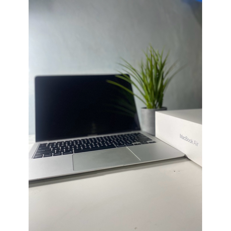 Macbook Air 13-Inches
