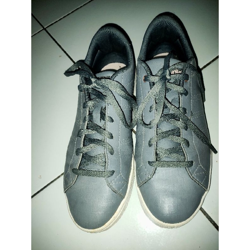 sepatu Adidas ori