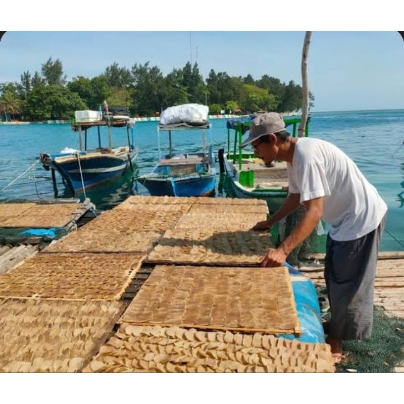

kerupuk ikan khas pulau seribu