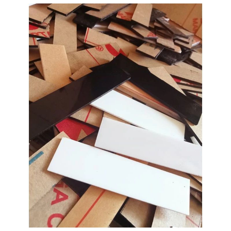 

Akrillik Name tag 2x8 cm