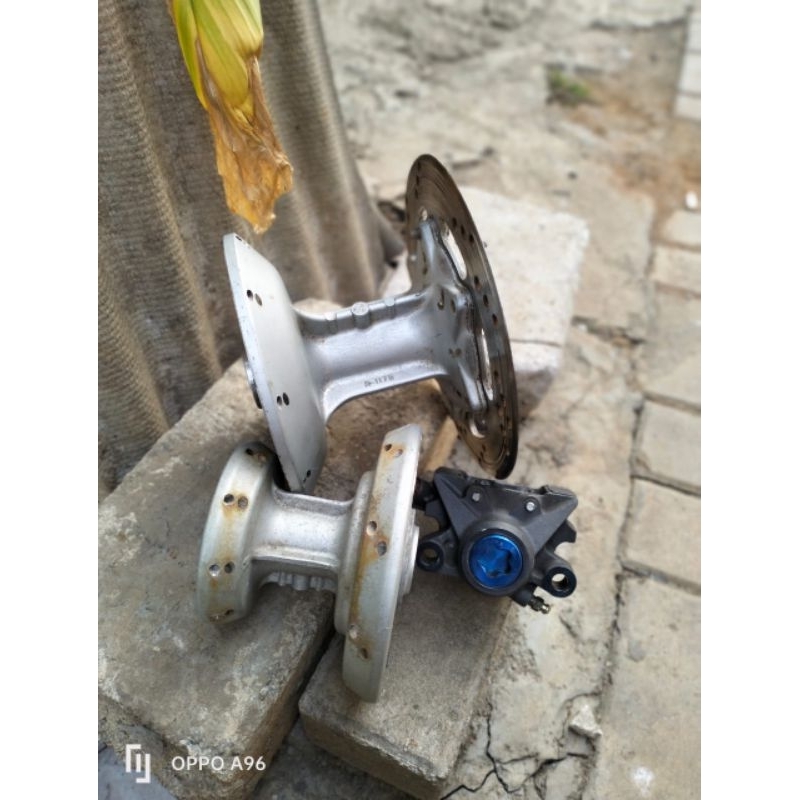 tromol estrela dan klr600