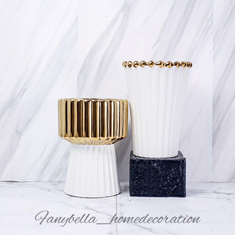 Vas Bunga Keramik Guci Porselen Putih Emas Gold Mewah Eropa Import Dekorasi Hiasan Rumah Import