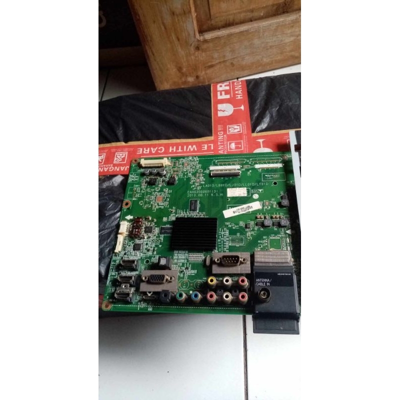 MB - MAINBOARD - MOTHERBOARD - MOBO - MICOM - MODUL - MESIN TV LCD LED LG 32LE5300-TA