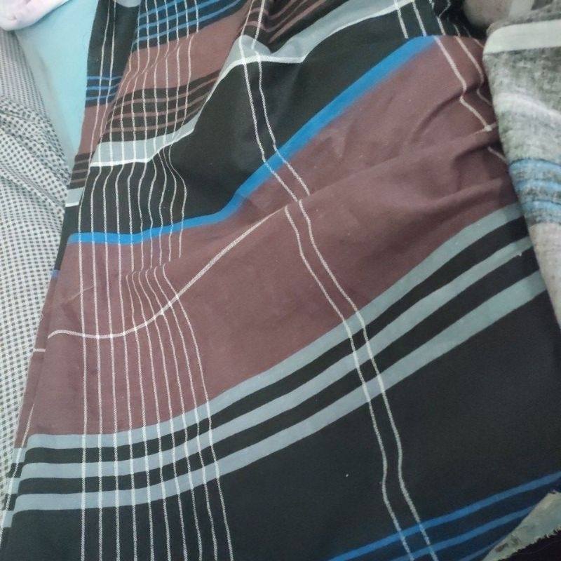 KAIN KILOAN KATUN MOTIF KOTAK COKLAT BESAR