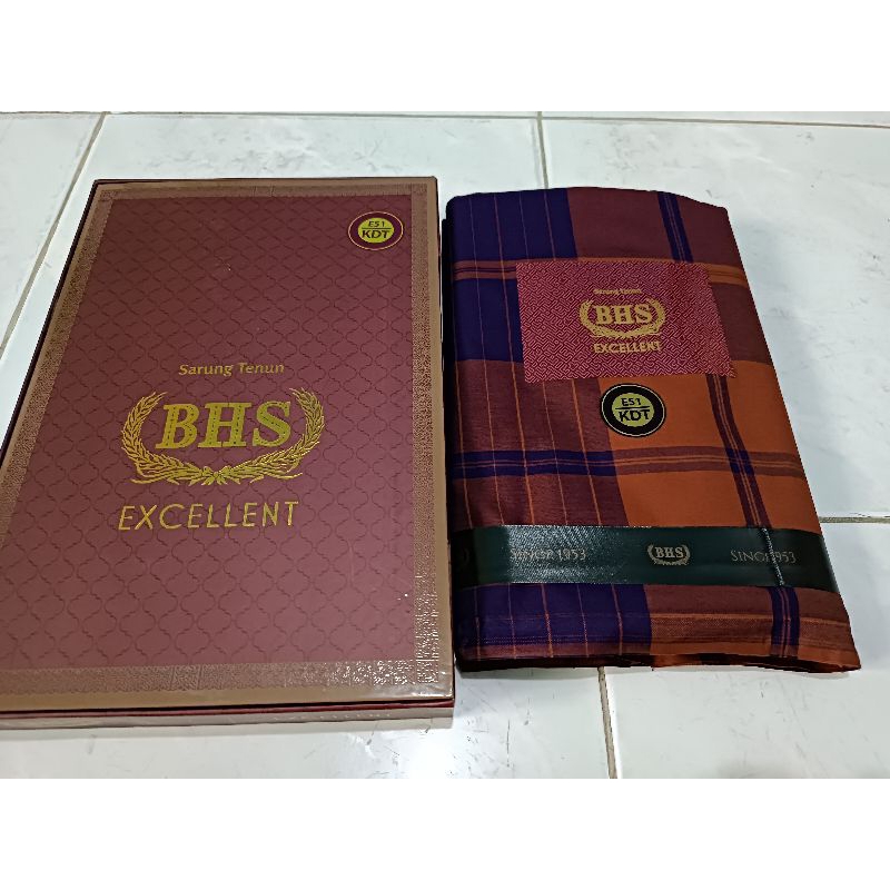 SARUNG BHS JADUL KOTAK KDT BAHAN MESRES