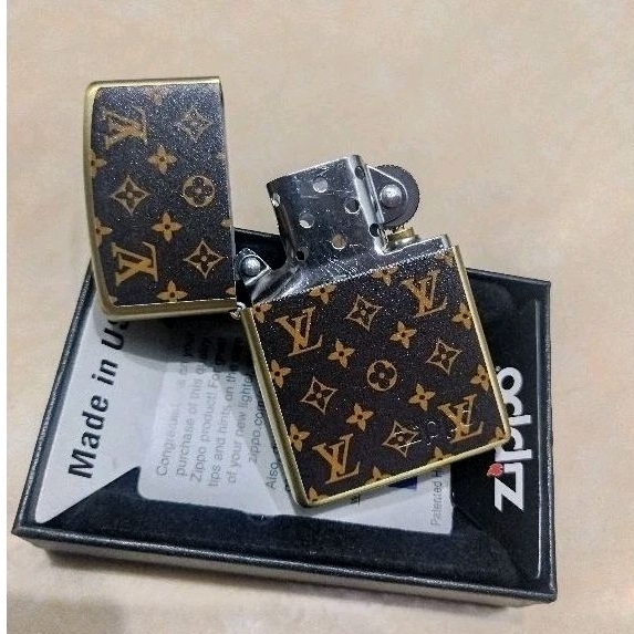 Korek api Zippo Gold Uv Print Motif LV