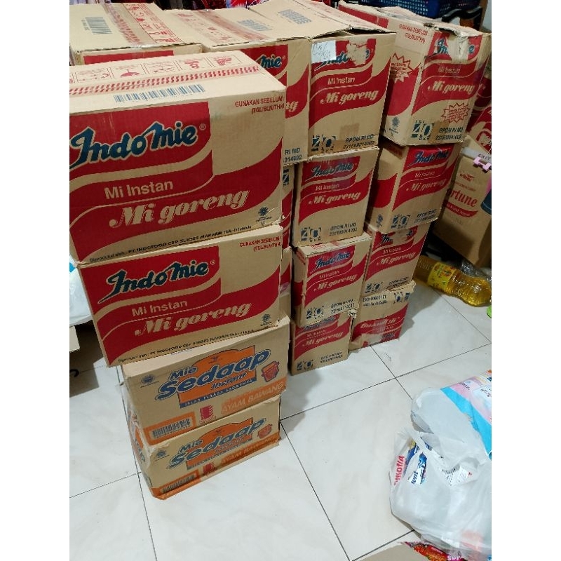 

indomie goreng 1dus 40pcs mie instant goreng