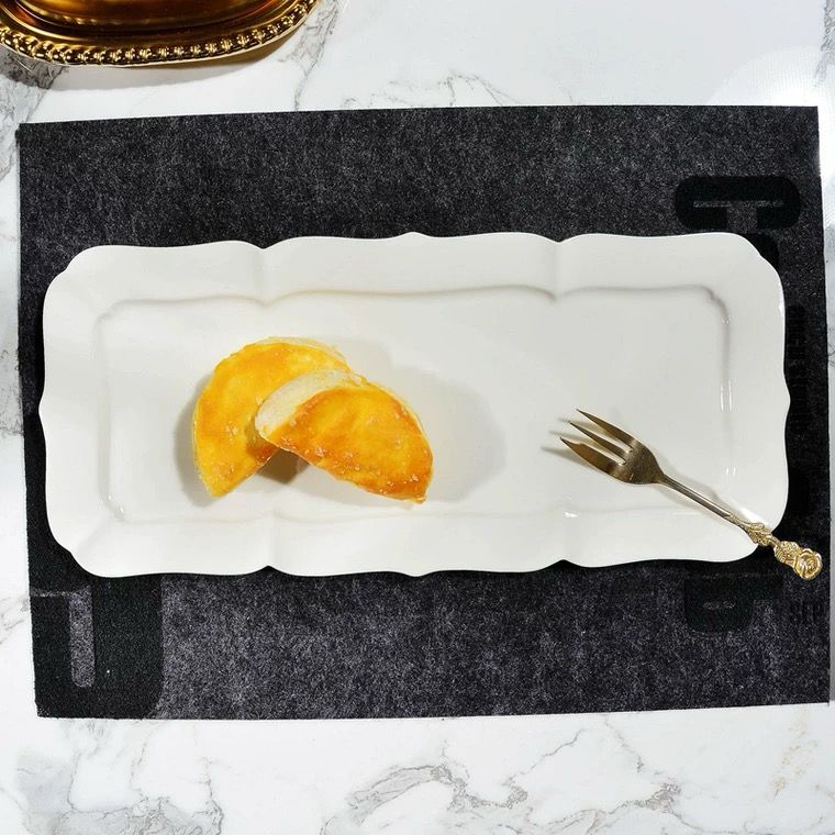 Piring saji bahan keramik panjang aneka  motif renda bahan keramik cocok untuk sajian kue,dll,qualit