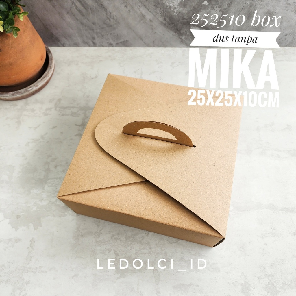 

(5 PCS) 42510 BOX KRAFT DENGAN PEGANGAN NO MIKA 25x25x10 CM