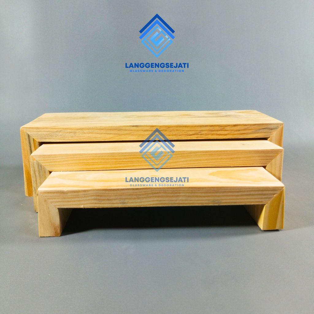 RAK DISPLAY KAYU 3 SUSUN PAJANGAN PRODUK RAK TANGGA KAYU PAJANGAN / TEMPAT BUMBU KAYU / RAK KAYU 3 S