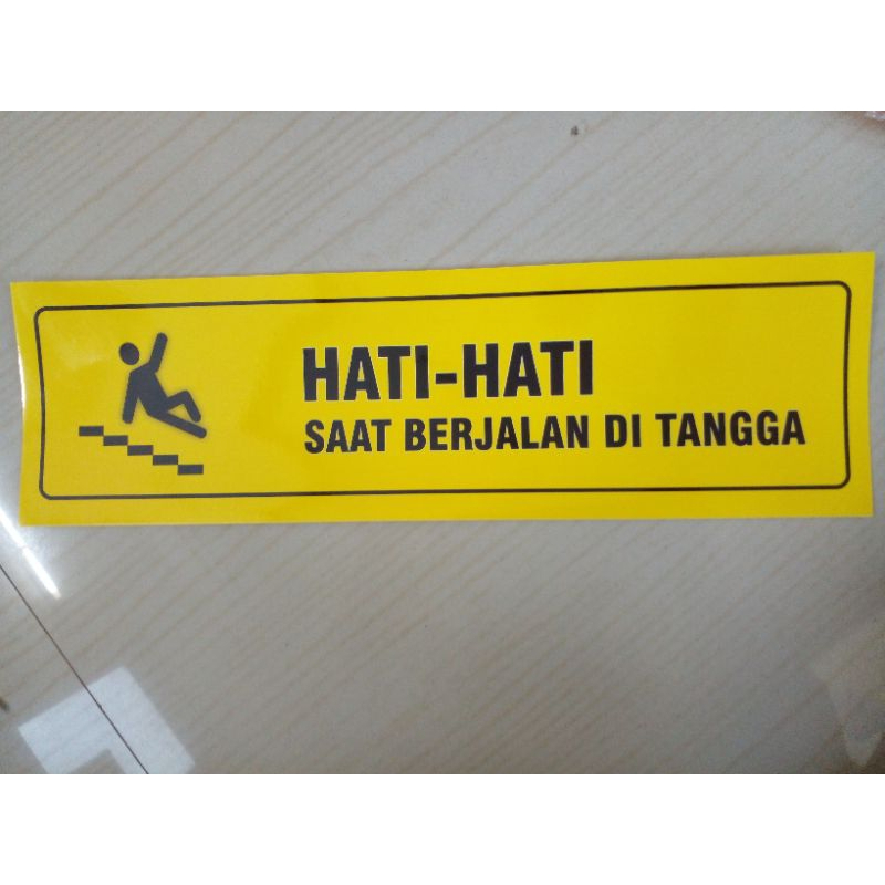

Stiker Hati-Hati saat Berjalan di Tangga