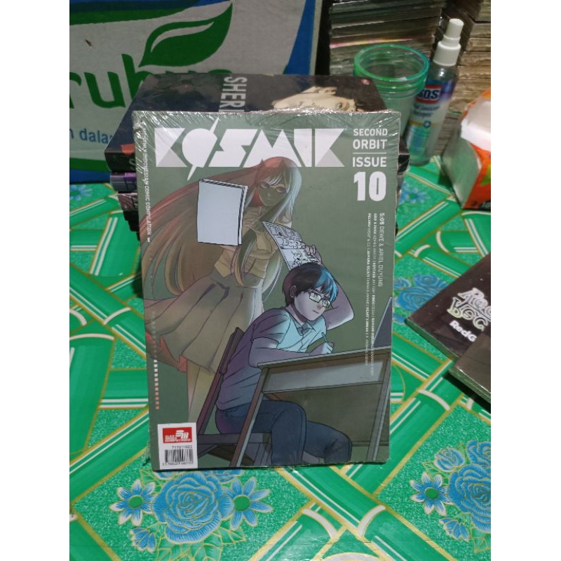 Komik kosmik second orbit 10 segel / komik kosmik second orbit vol 10 segel