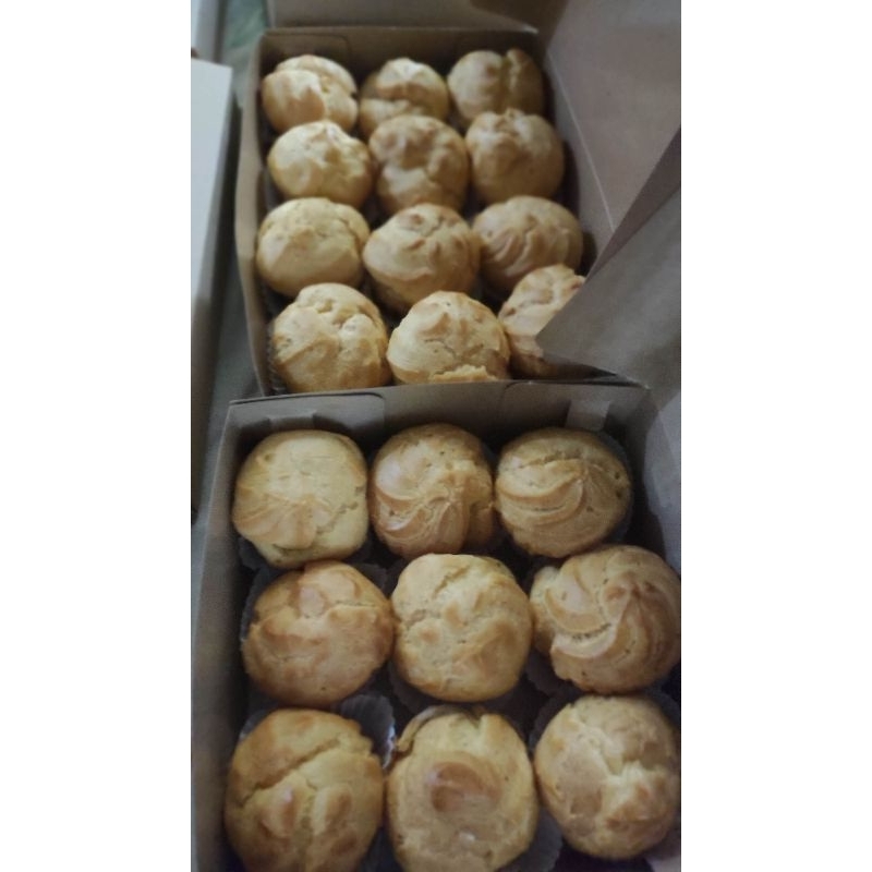 

Kue Soes Vla Vanilla Dan Coklat