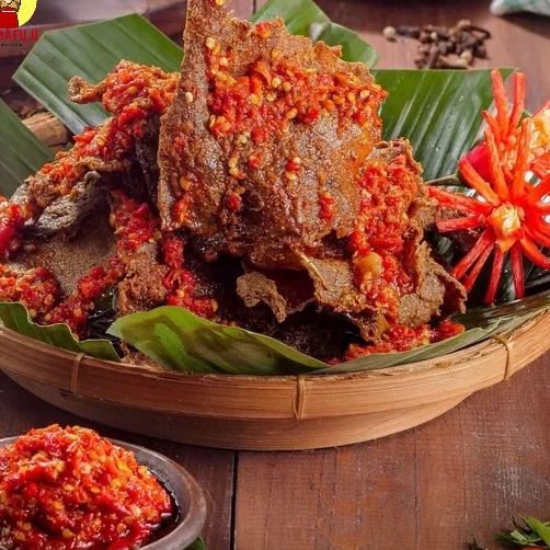 

Terlaku Mamafuji Dendeng Balado Kering Pedas Kriuk
