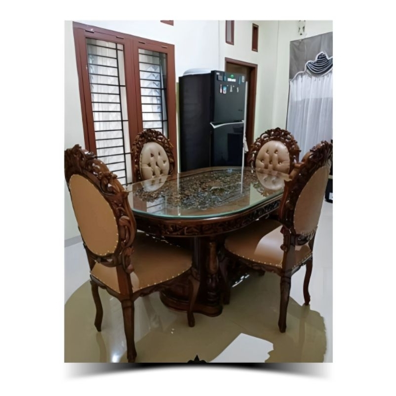 SET MEJA MAKAN UKIRAN JEPARA KURSI 4 KAYU JATI