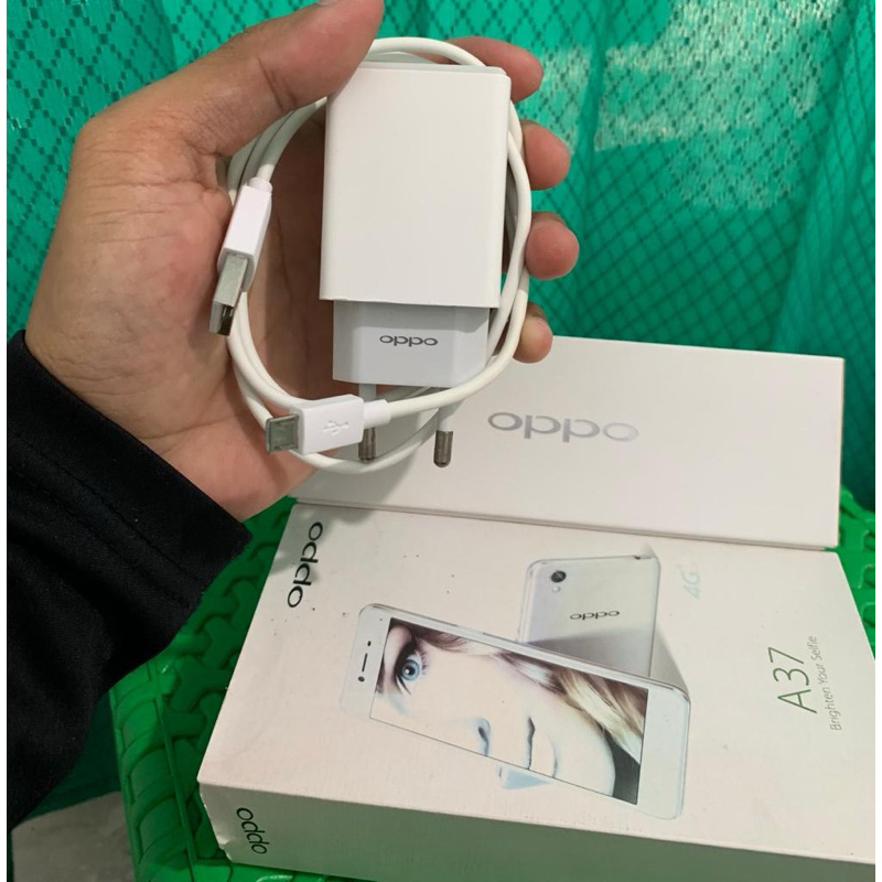 Charger Oppo A37 Original Bawaan Hp 5 Watt Mikro Usb Support Oppo A3s/F1