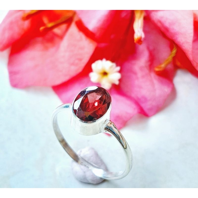 Cincin Wanita Batu Permata Merah Siam Perak 925 Asli High Quality
