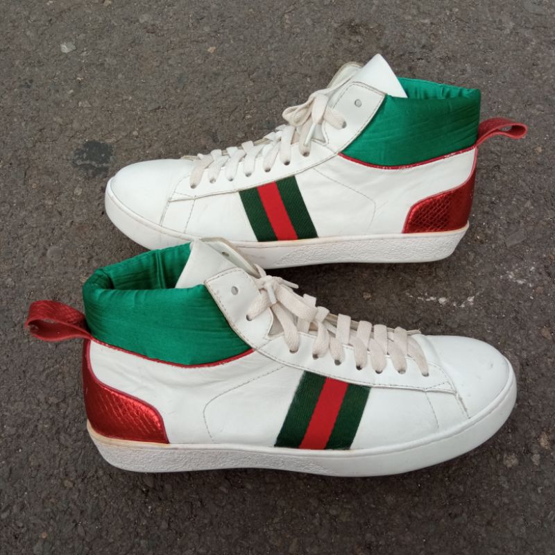 Sepatu Second Gucci Italy Original 40