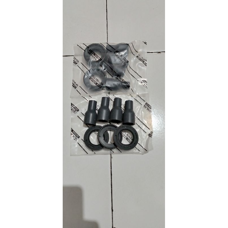 Karet Coil Innova Tutup Ujung Coil Innova Avanza Vios