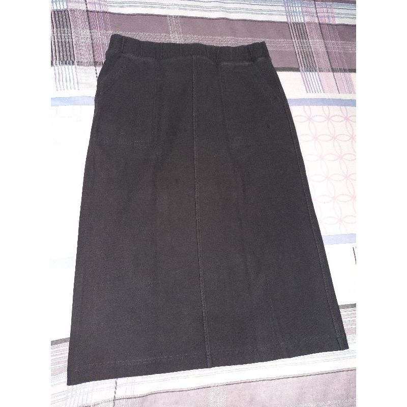 UNIQLI Rok Jeans Stretch Jumbo Hitam/ Rok Jeans Midi/Skirt UNIQLO Black/JUMBO SKIRT