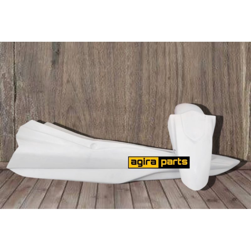 Body Buta Sonic 150R Belakang dan Spakbor