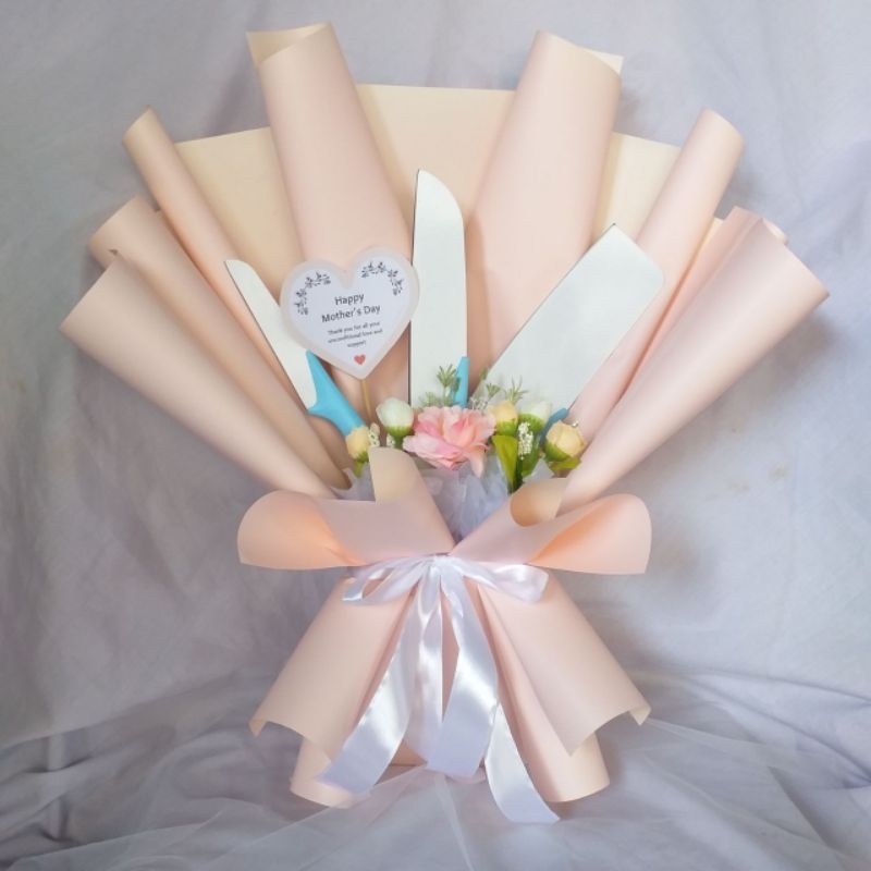 

Buket pisau 3 pcs (free paperbag/plasticbag) dan kartu ucapan