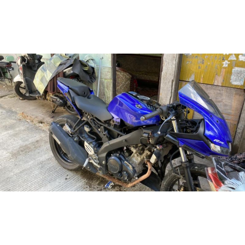 sambungan jok belakang r15v3