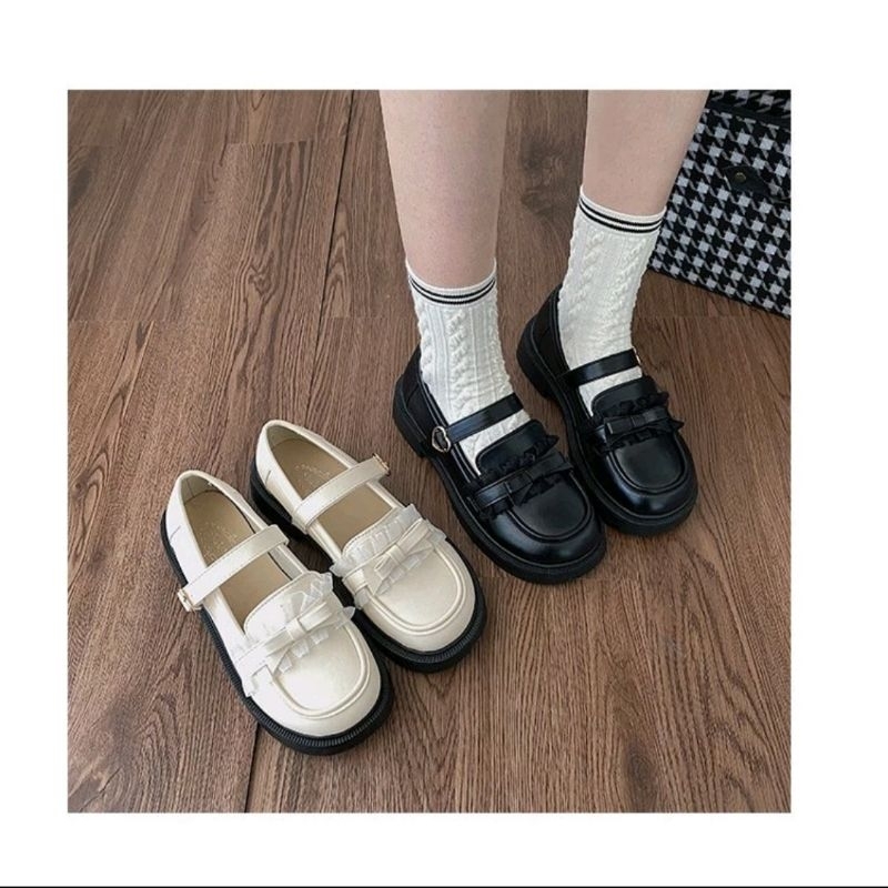 Sepatu Loatfers Slip On Wanita Korean Style